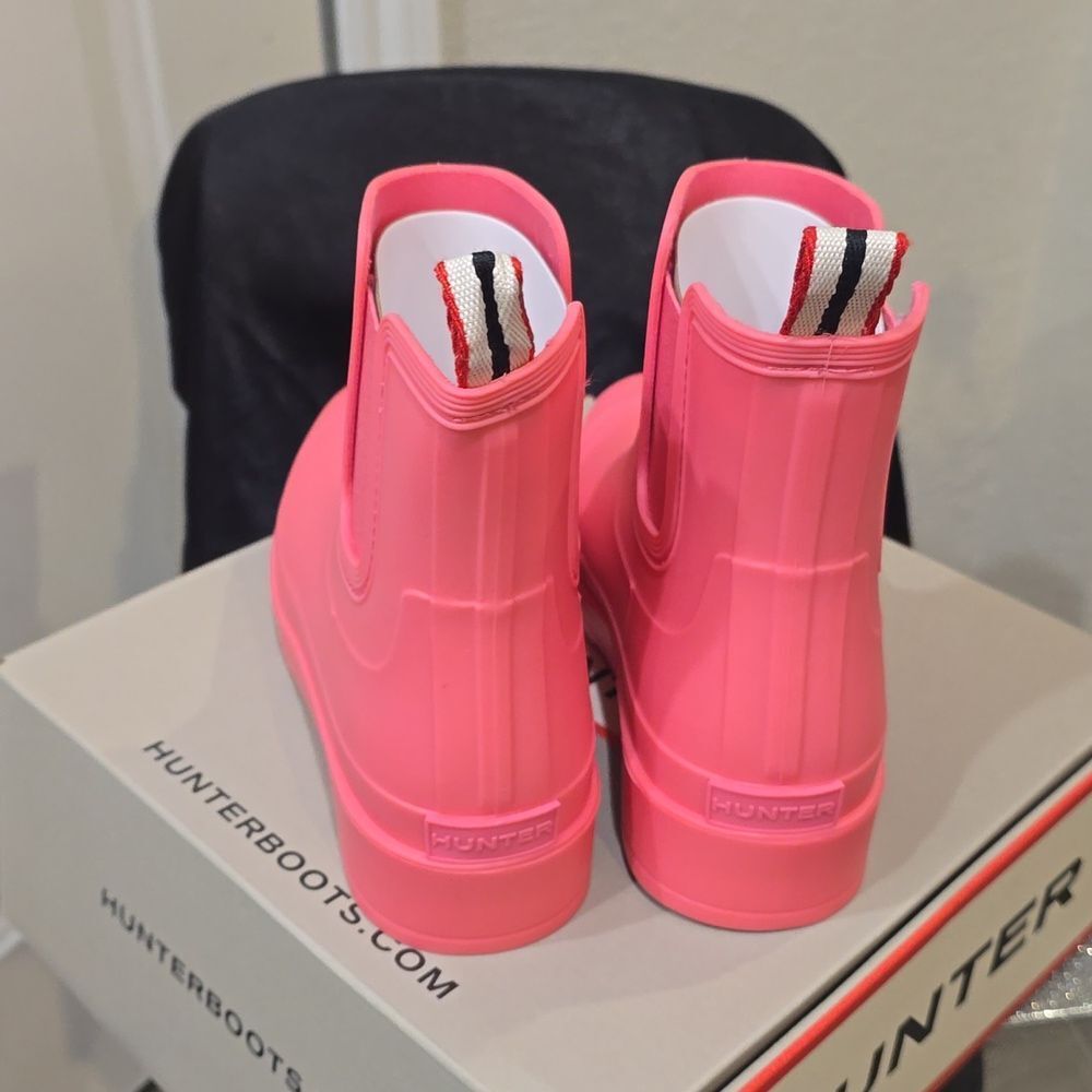 Hunter Tabitha Chelsea Waterproof Rain Boots- Medium Pink - Picture 11 of 11